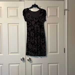 Daisy Fuentes knit pullover dress Small petite. Black and gray